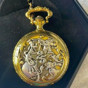 Walt Disney World limited edition pocket watch 25th Anniversary NWT vintage NWT